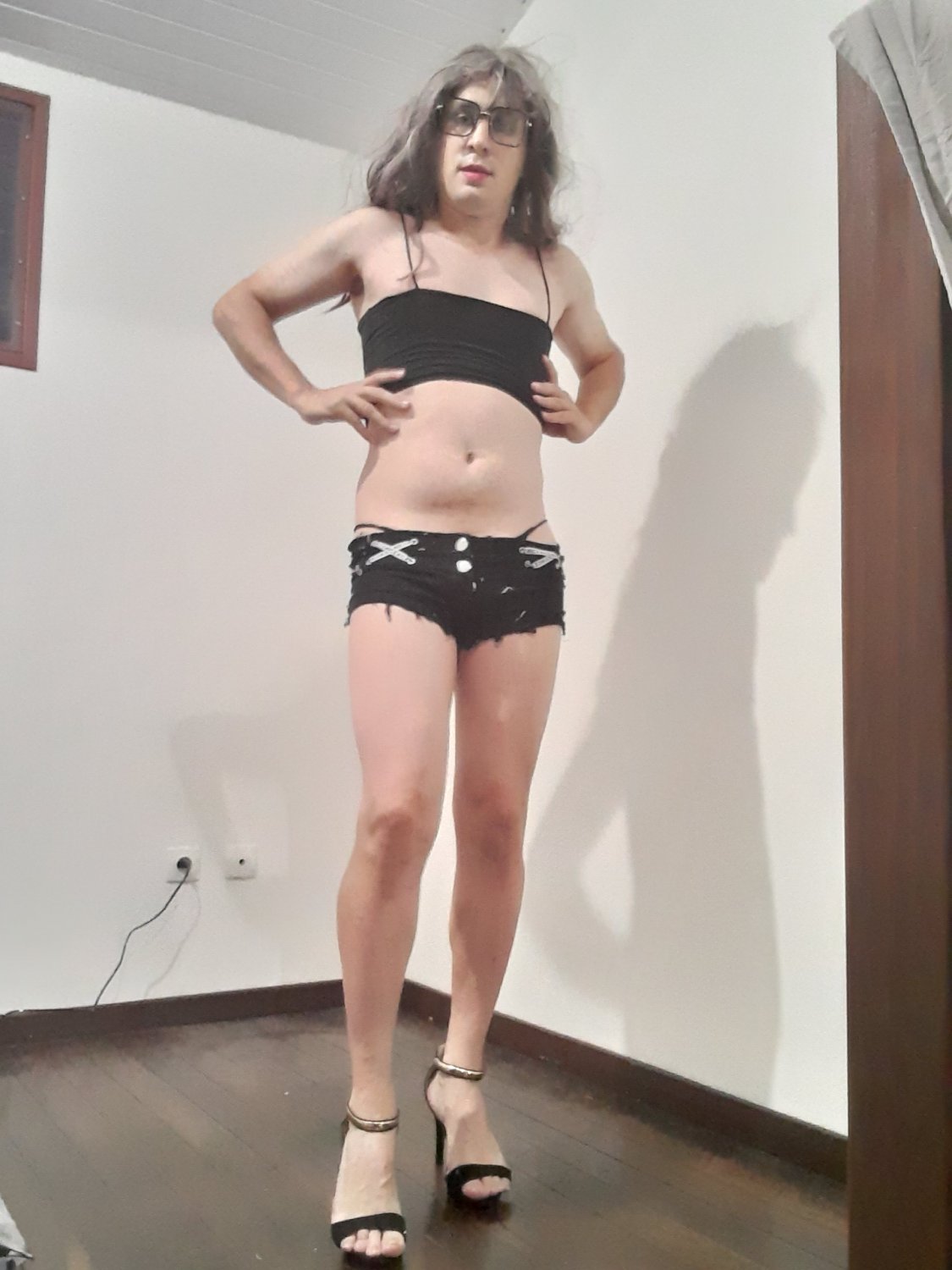 Cute nerdy french Sissy Hélène needs lots of Exposure #BZT1TRKB